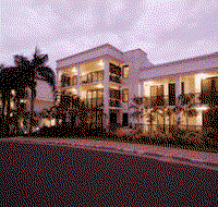 Elysium Apartments Palm Cove