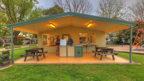 Breakaway Twin Rivers Caravan Park - Hotel WA 3