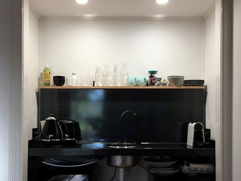 Heathcote Contemporary Art Boutique Accommodation - Hotel WA 2