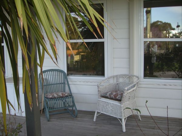 Lara VIC Hotel WA