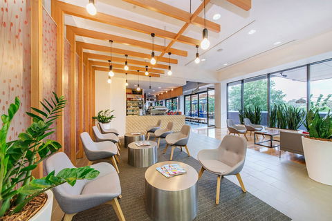 Abode Woden - Hotel WA 4