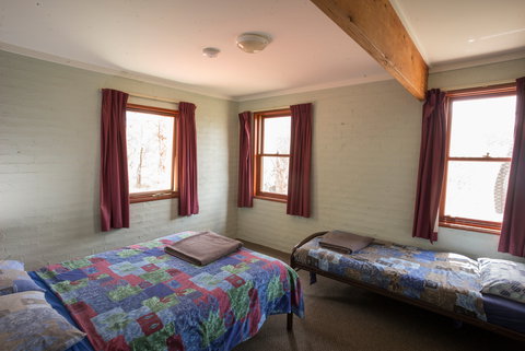 Hawkesbury Heights YHA - Hotel WA 8