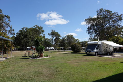 Burrum River Caravan Park - Hotel WA 2