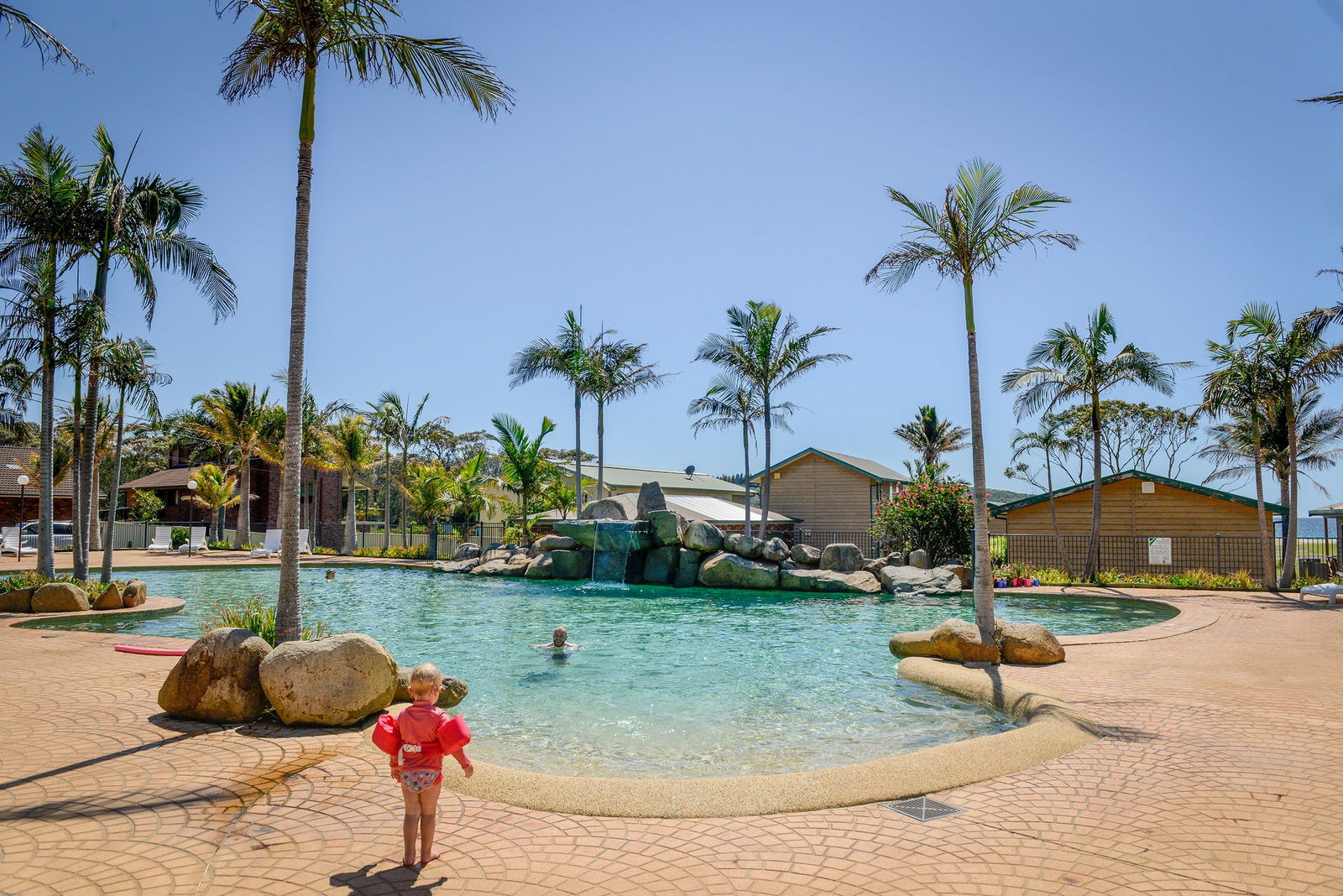 Fishermans Paradise NSW Hotel WA