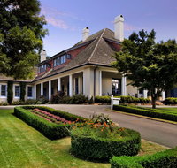 Peppers Manor House