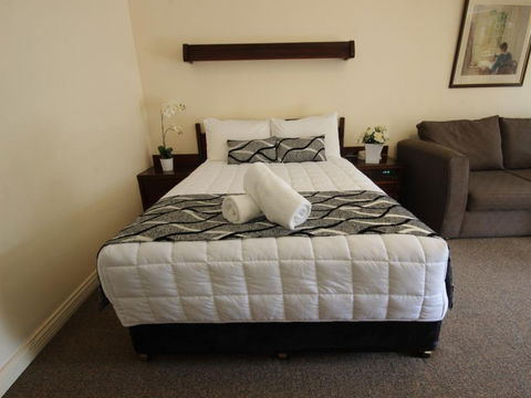 Molly Morgan Motor Inn - Hotel WA 2