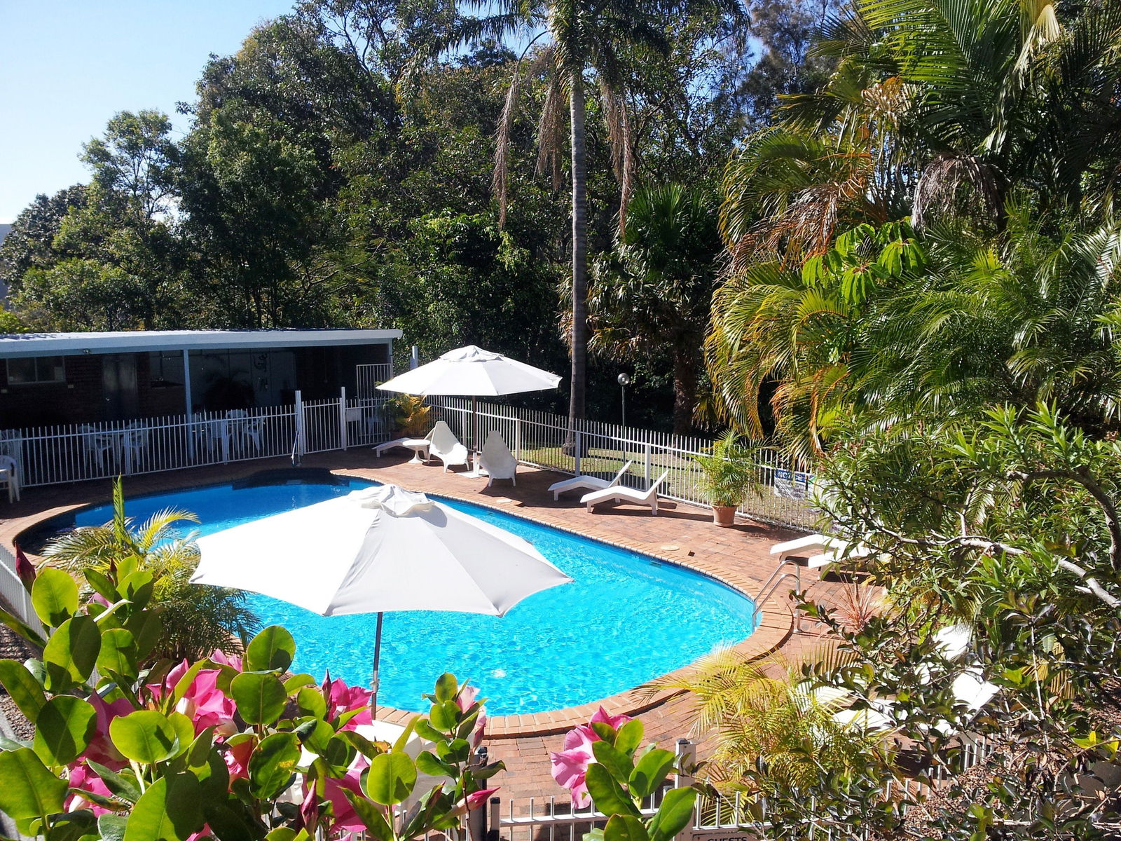 Lowanna NSW Hotel WA