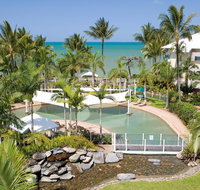 Coral Sands Beachfront Resort