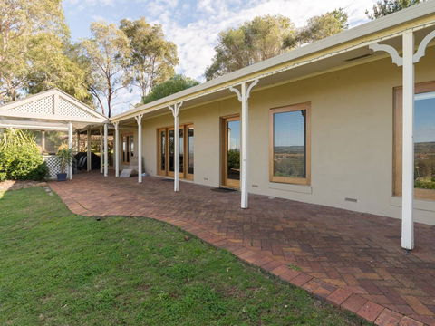 131 - Heart Of The Vale - Hotel WA 1