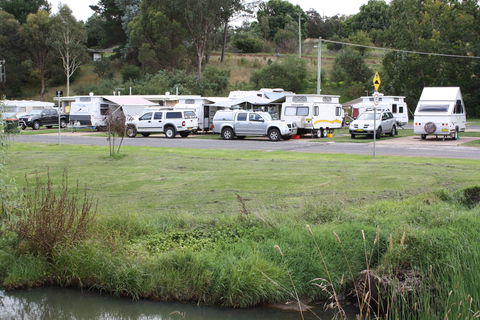 Crookwell Caravan Park - Hotel WA 0