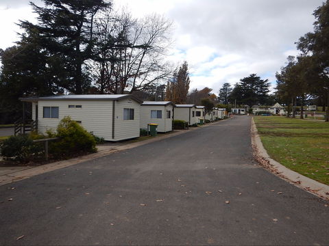 Yass Caravan Park - Hotel WA 0
