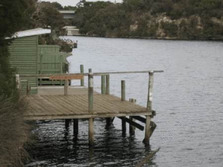 Wrens On Glenelg - thumb 0