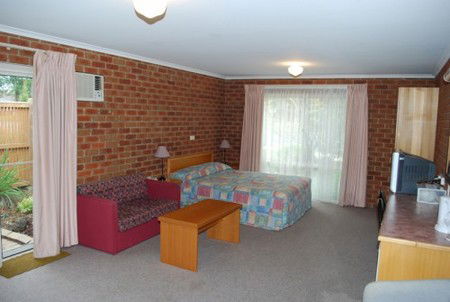 Inverloch Central Motor Inn - Hotel WA 3