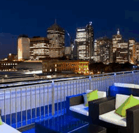 Next Bounce Hotel And Backpackers - Hotel WA