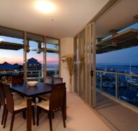 Cairns Luxury Apartments Harbourlights Complex