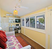Barbara's Budget Accommodation - Hotel WA