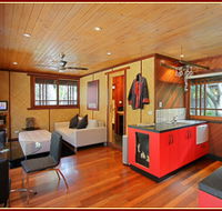 Absolute Beachfront Bamboo Hideaway - Hotel WA