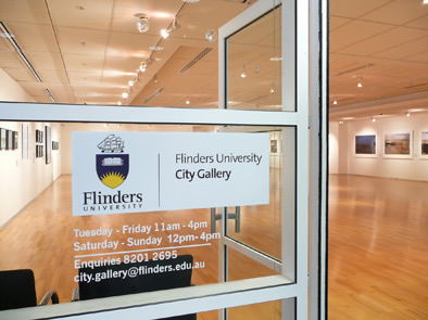 Flinders University City Gallery - Hotel WA 0