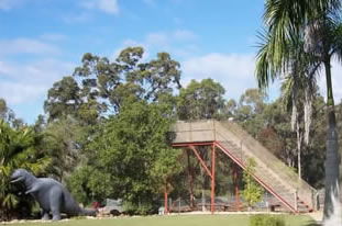 Mystery Craters - Hotel WA 1