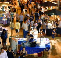 Surfers Paradise Beachfront Markets - Hotel WA