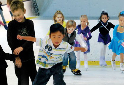 Cockburn Ice Arena - Hotel WA 1