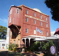 The York Mill - Hotel WA