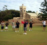 Glanville Hall Par 3 Golf Course - Hotel WA