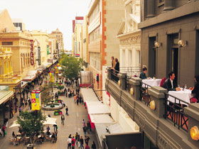 Adelaide Shopping In Rundle Mall - Hotel WA 0