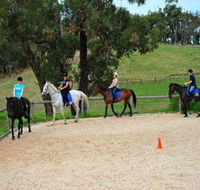 Megan Jones Riding School and Trail Rides - Hotel WA