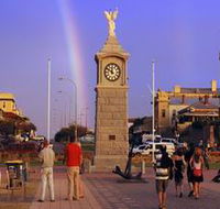 Semaphore Walks - Hotel WA