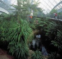 Bicentennial Conservatory - Hotel WA