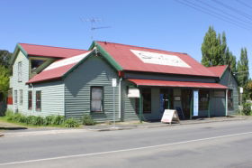 Stanley's Studio And Gallery - Fine Art And Craft - Hotel WA 0