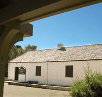 St John's Schoolhouse Museum - Hotel WA