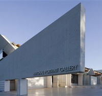 National Portrait Gallery - Hotel WA