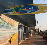 Rainbow Beach Tourist Centre - Hotel WA