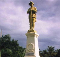 Port Douglas War Memorial - Hotel WA
