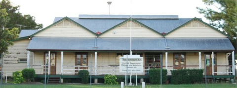 Central Queensland Military Museum - Hotel WA 0