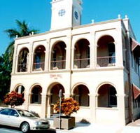 Mackay Town Hall - Hotel WA