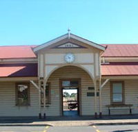 Maryborough Railway Station - Hotel WA
