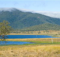 Lake Elphinstone - Hotel WA