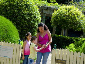 Redlands IndigiScapes Centre - Hotel WA 0