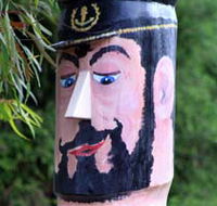 Maryboroughs Bollards - Hotel WA