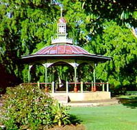 Queens Park In Maryborough - Hotel WA