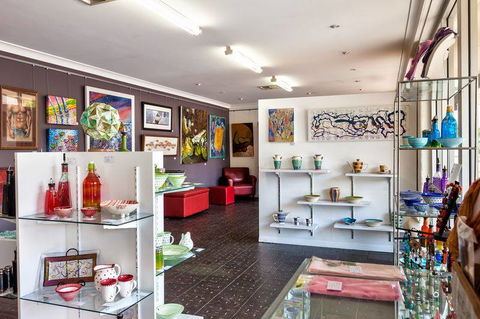 GIGS Art Gallery & Studios - Hotel WA 1