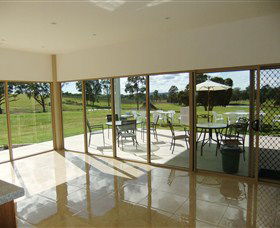 Razorback Ridge Wines - Hotel WA 4