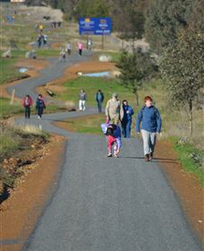 Dog On The Tucker Box Recreational Trail - Hotel WA 1