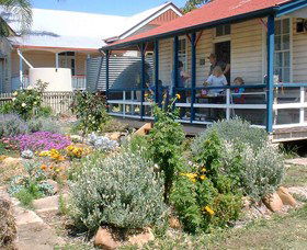 Boyne Valley Historical Society - Hotel WA 0
