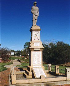 Greenmount War Memorial - Hotel WA 1