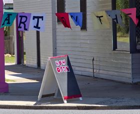 Country Art Escapes - New England North West Regional Arts Trail - Hotel WA 4