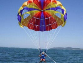 Port Stephens Parasailing - Hotel WA 2